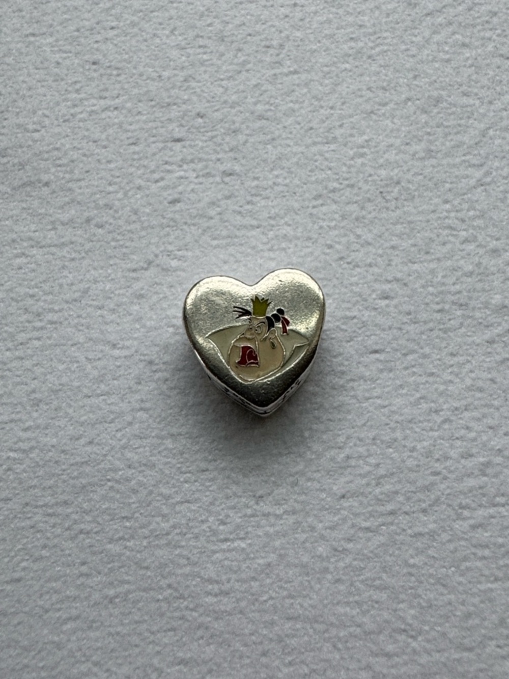 Pandora Disney Villains Queen of Hearts Charm